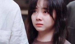 谭松韵妈妈最新爆料,揭秘娱乐圈内幕，勇敢维权之路！”