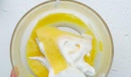 缤纷奶油爆料怎么做视频,轻松制作视频教程，让你的视频更精彩